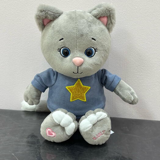 Серенький Котенок