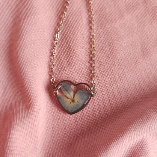Heart pendant with fern
