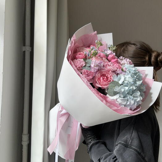 Розовая мечта 🌸Голубая гортензия,незабудки,пионовидные розы и маттиола