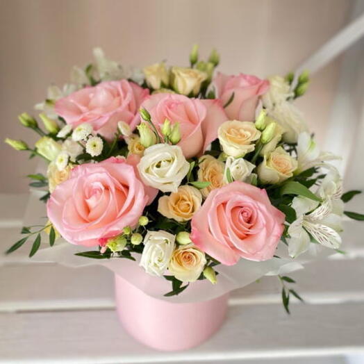 Нежное чувство в коробочке 🌸 композиция с розой,кустовой розой,альстромерией