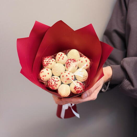 Red Romance Chocolate Strawberry Bouquet