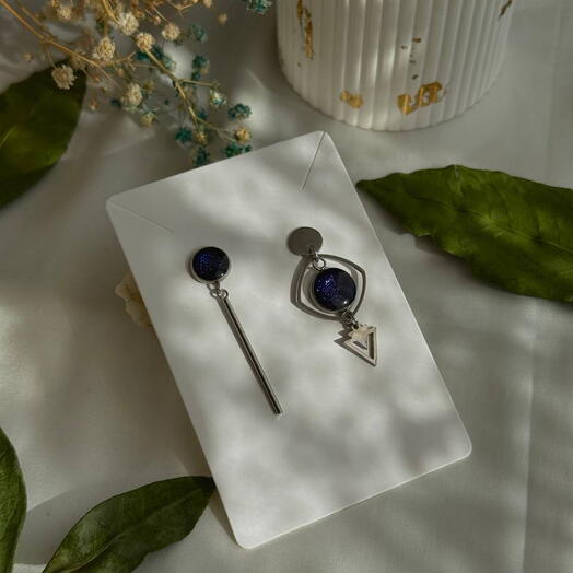 Серьги асимметрия космические