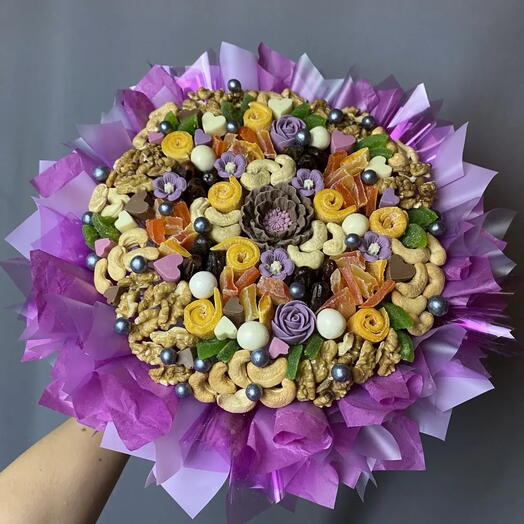 💜 Букет с папайей, манго, орехами и шоколадными цветами