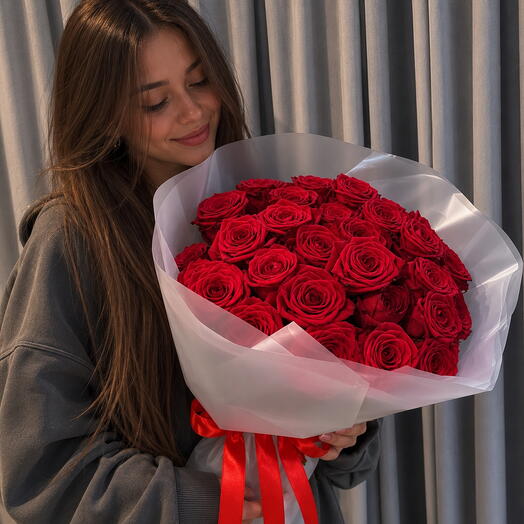 25 красных роз 🌹🌹🌹