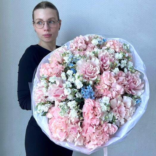Большой ароматный букет, французские розы и гортензии, Пинк Мондеаль, арт 56 Flower Perfect