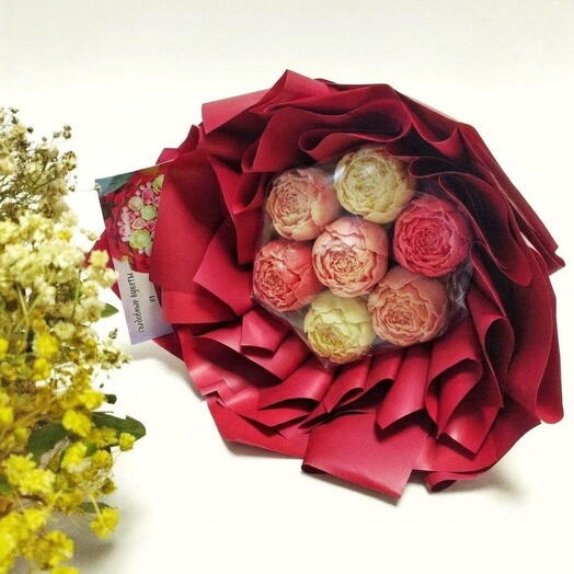 Букет из шоколадных пионов