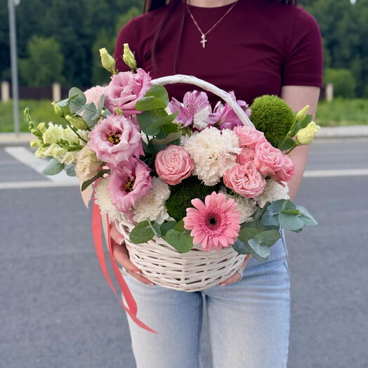 🩷Цветы в корзине 🩷 кустовая роза , эустома , хризантема , гербера