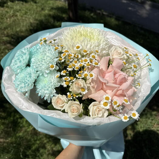 Нежный букет в голубом