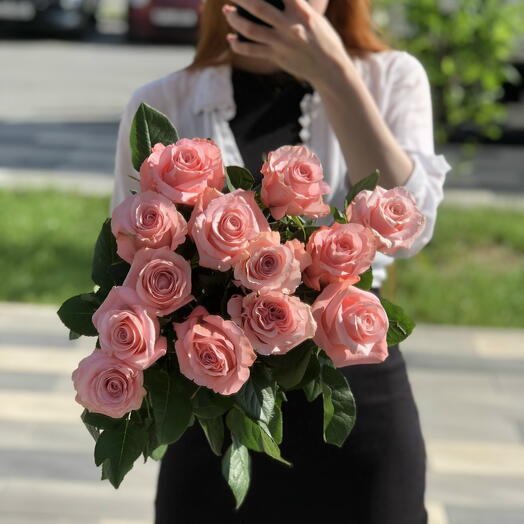 Букет 13 роз BE SWEET