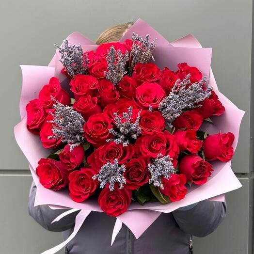 Букет из кенийской розы с лавандой🥰