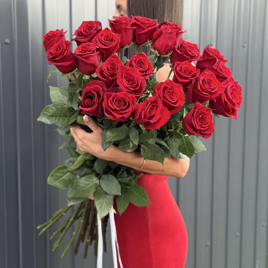 25 эквадорских роз 80 см
