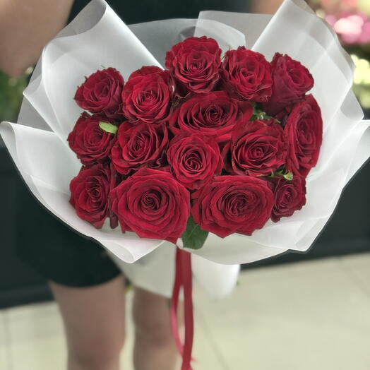 Букет из красных роз