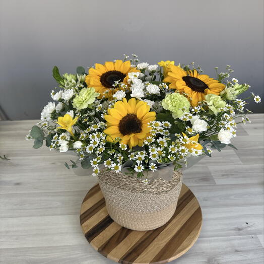Корзина из подсолнуха