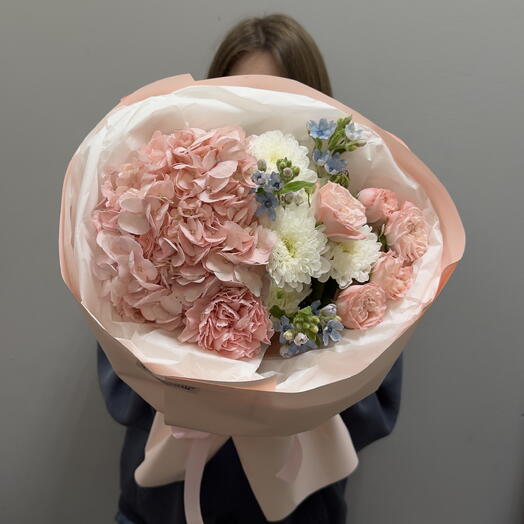 Букет сборный с голубыми цветами 🎀