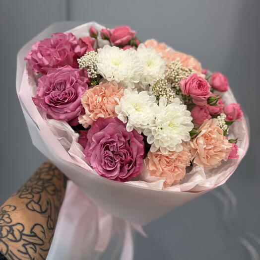 Сказочно красивый сборный букет с розами 😍🌸🩷
