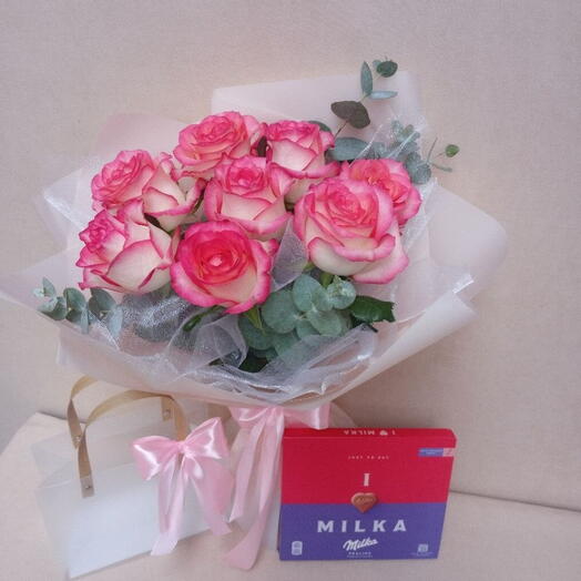 Jumilia roses + Milka I Love You