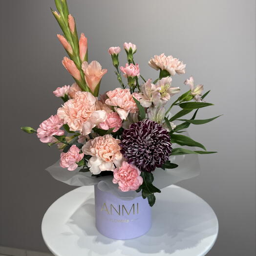 Композиция с гладиолусом и хризантемой бигуди 🌸