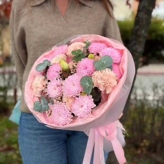 Яркий микс с лизиантусом