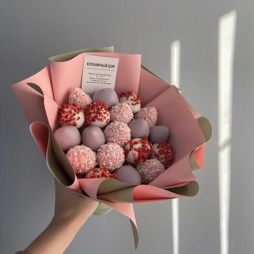 Ramo de fresas cubiertas de chocolate