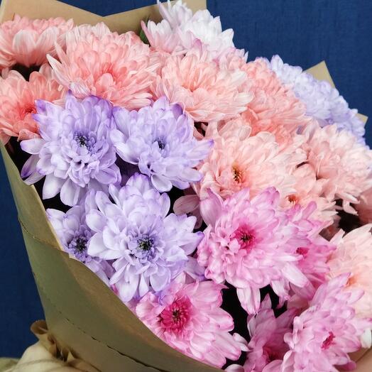 Букет из радужных хризантем 7 штук