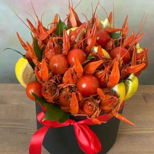 Раки в подарок /Коробка с варенными раками / размер: 20*20* 38 / Раки варенные / Вкусный подарок / Подарки
