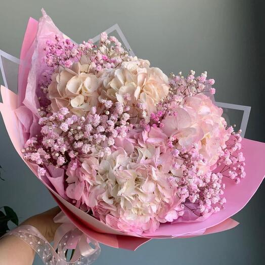 Bouquet with pink hydrangeas