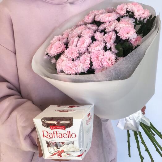 Bouquet of chrysanthemums with sweets
