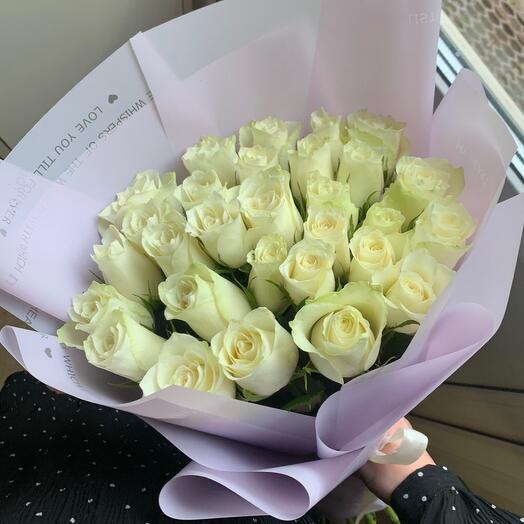29 rosas blancas