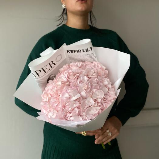 Bouquet of 3 pink hydrangeas