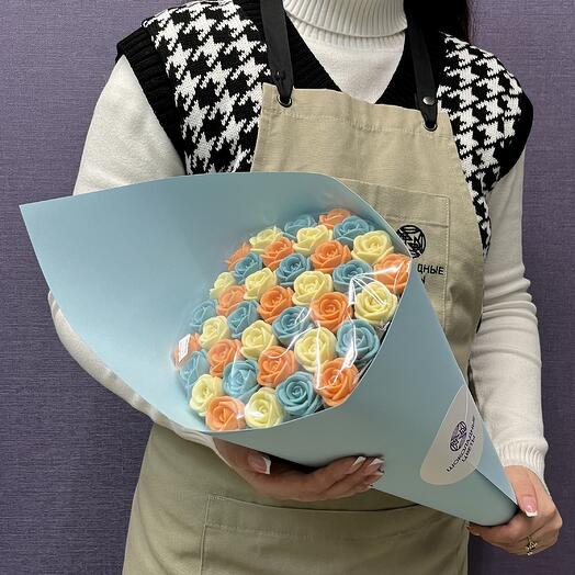 37 шоколадных роз в букет