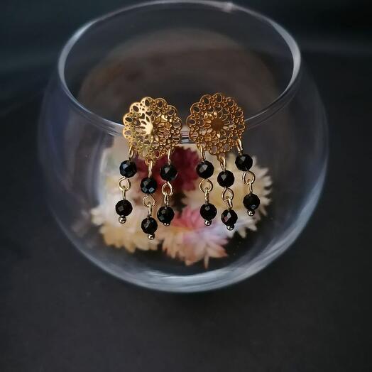 Серьги-гвоздики с чёрным турмалином (короткие)