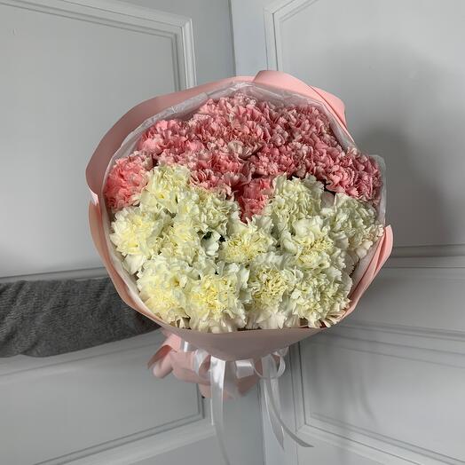 Моно из 25 нежных диантусов