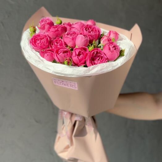 Ramo de rosas peonías