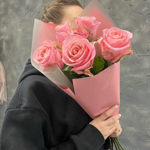 Розы нежно розовые