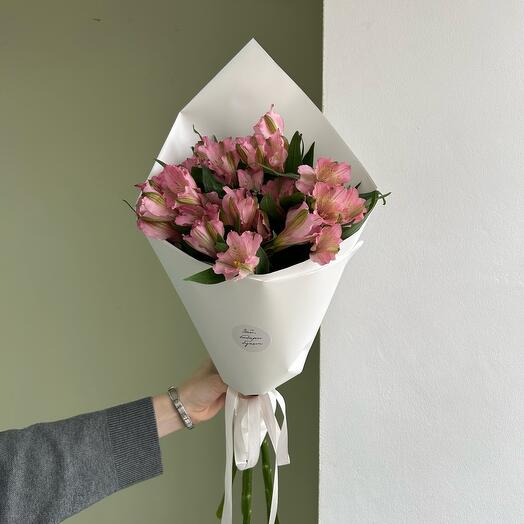 Bouquet "Bag of alstroemeria" with delicate alstroemeria