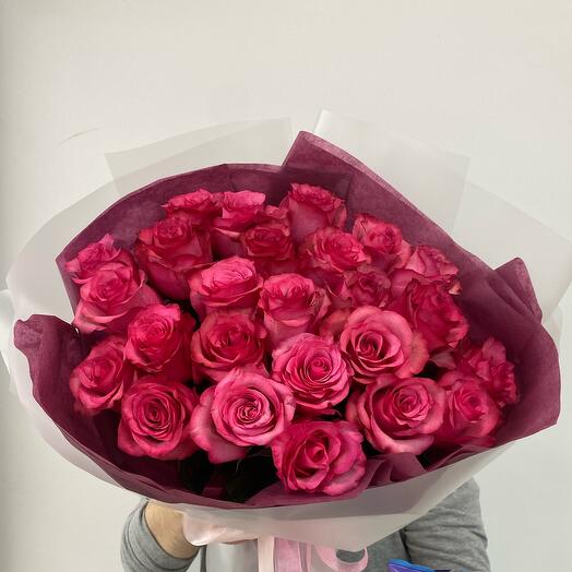 25 роз+милка в подарок