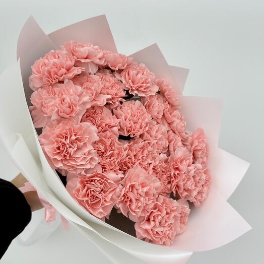 Bouquet of pink carnations