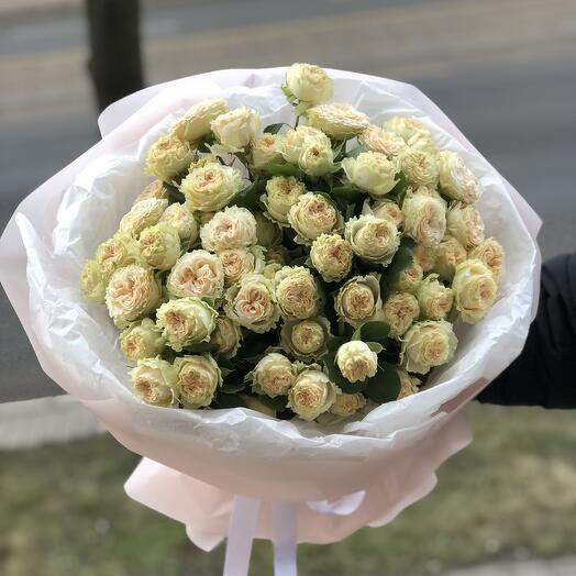 Букет Саммер 165 из 15 кустовых пионовидных роз сорта Саммер