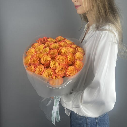 31 Orang Roses Bouquet