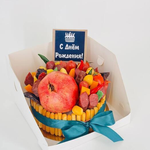 Edible birthday gift halal bento cake with pomegranate