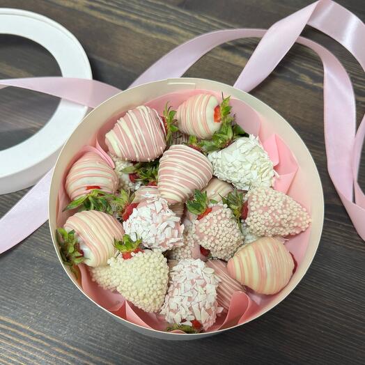 Бокс с клубничкой 🍓