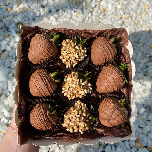 Клубника в шоколаде🍓
