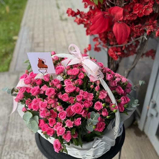 34-L Mono Spray Sofia Basket