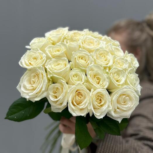 21 белая роза Аваланж