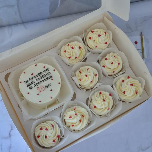 Бенто-торт и 8 капкейков ВАША НАДПИСЬ