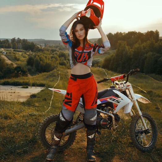 Сертификат на катание на эндуро 2 часа "Драйв"