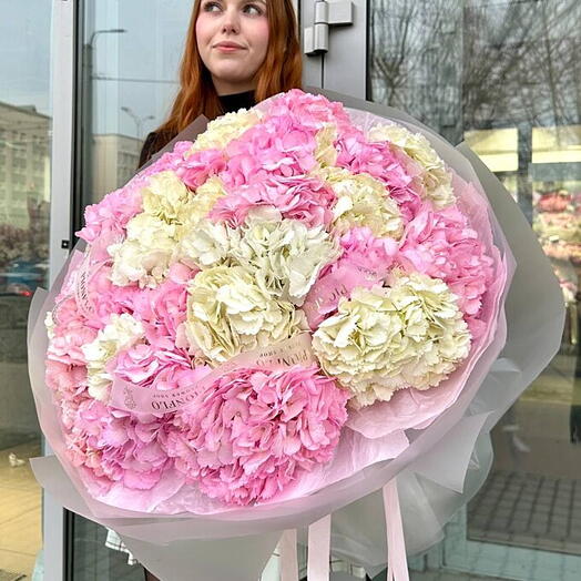Wow-букет из воздушных гортензий