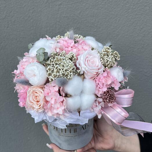 Бархатная интерьерная коробка из сухоцветов