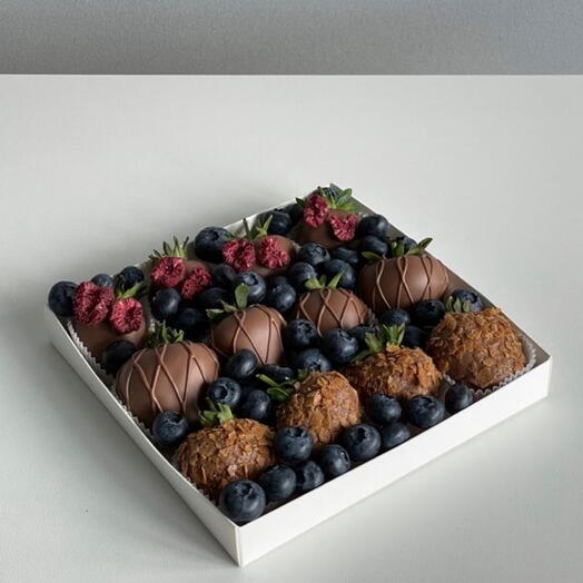 Клубника в шоколаде «Love dessert»