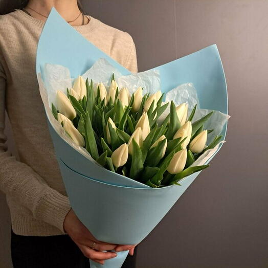 Белоснежные тюльпаны 25 шт маме